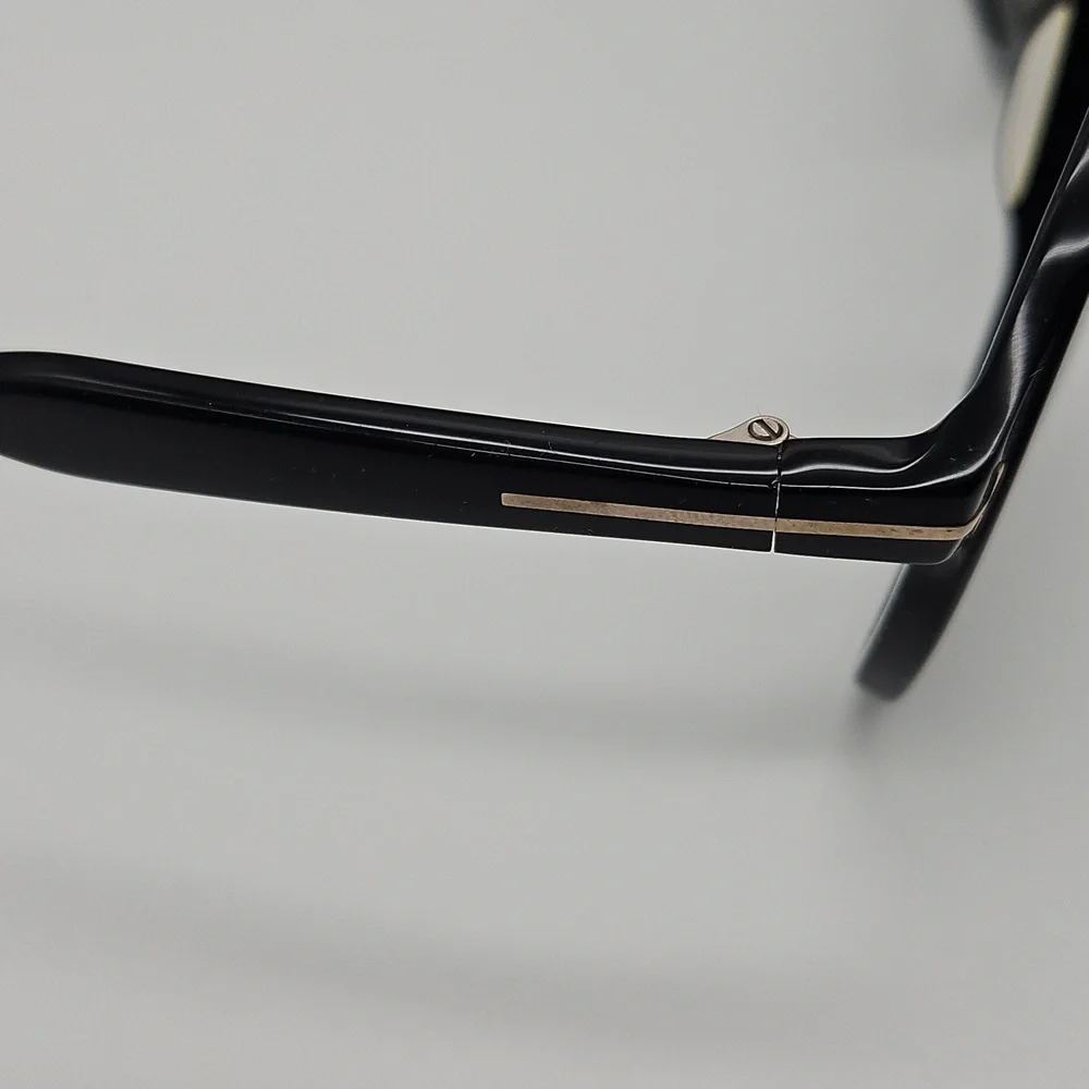 Tom Ford Dark Frame Sunglasses with Case - Picture 3 of 7
